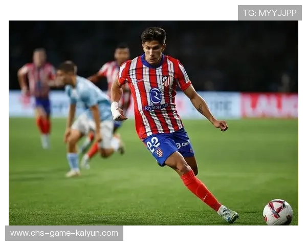 马德里竞技禁区混战，阿尔瓦雷斯补射得手